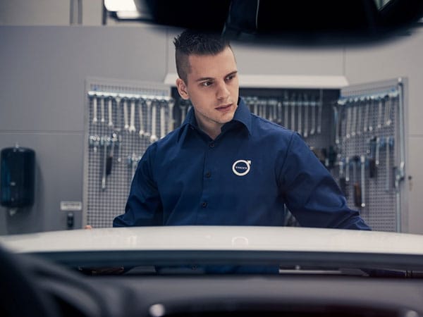 Volvo Certified Collision Repair Technician