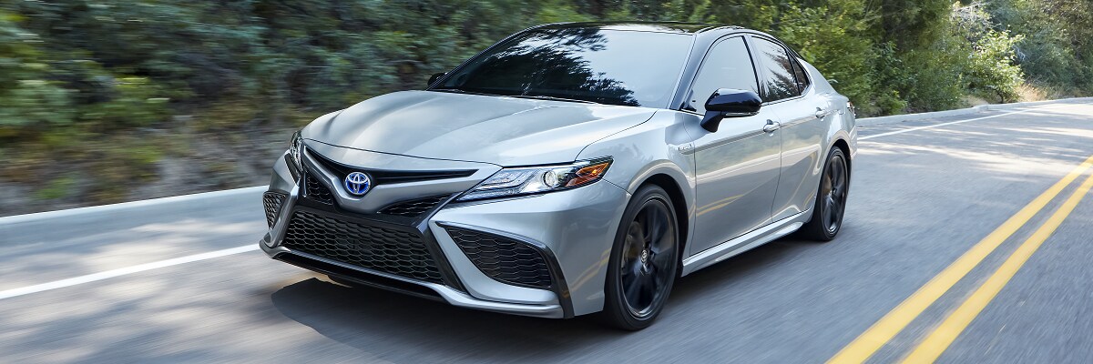 Toyota Camry
Hybrid XSE