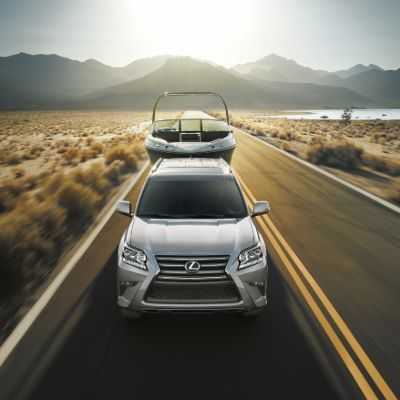 Lexus GX 460
Towing