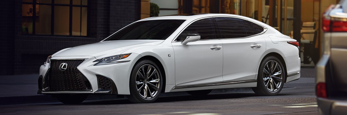 Lexus LS