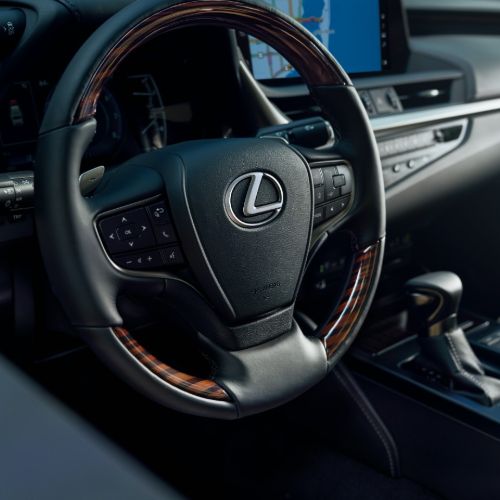 Lexus ES 350
Steering Wheel