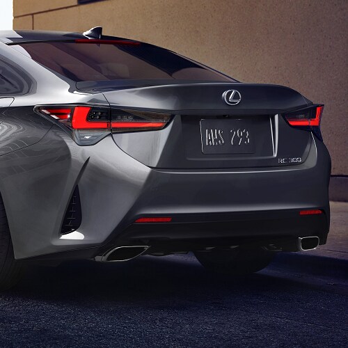 Lexus RC 300
Rear Exterior