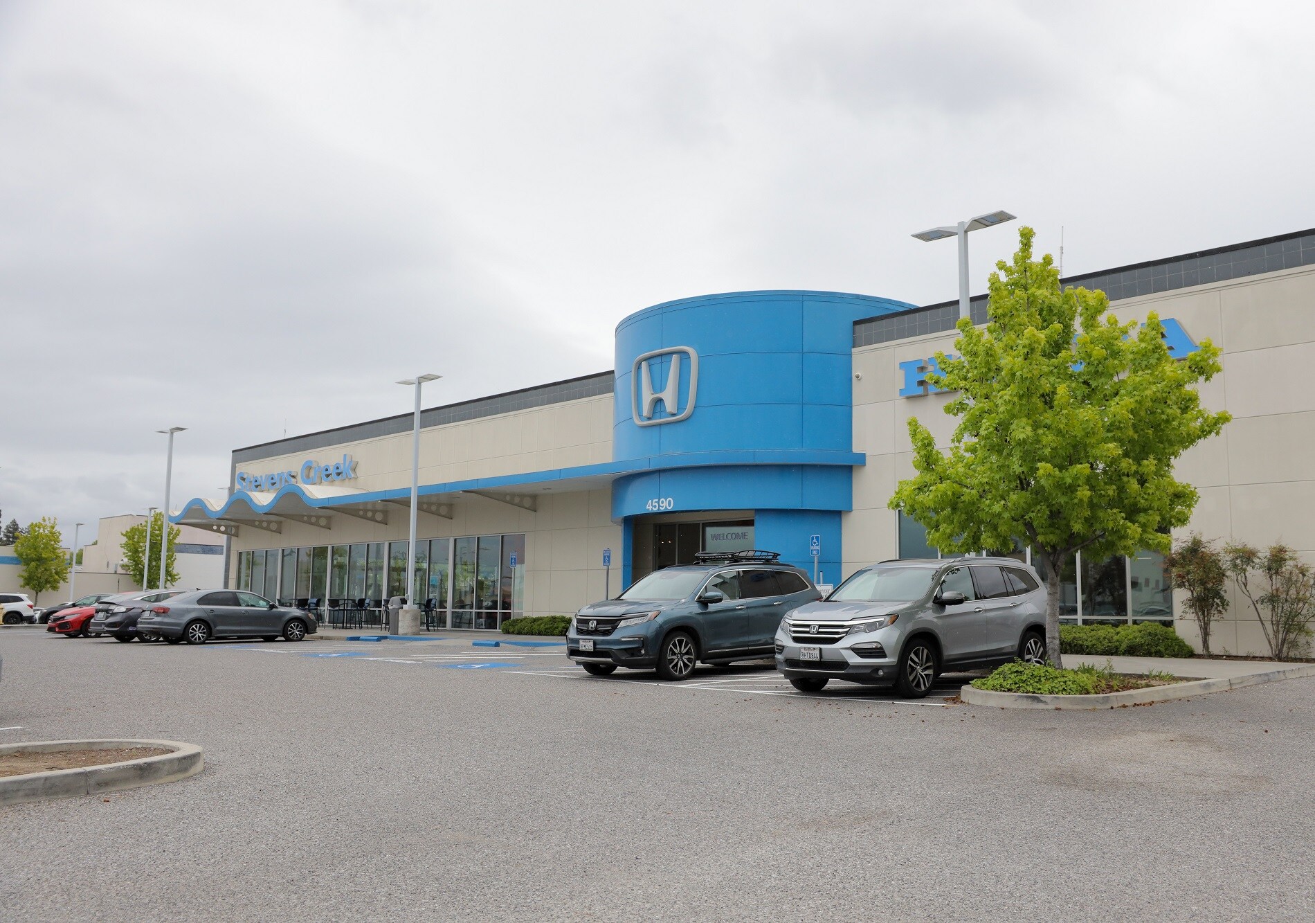 Honda of Stevens Creek storefront Honda of Stevens Creek store front