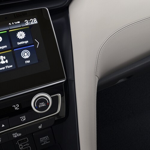 Honda Insight Touring Interior Console