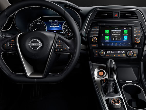 2023 Nissan Maxima Interior