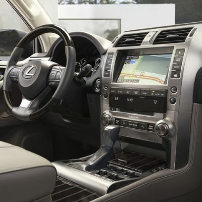 Lexus GX
Center Console