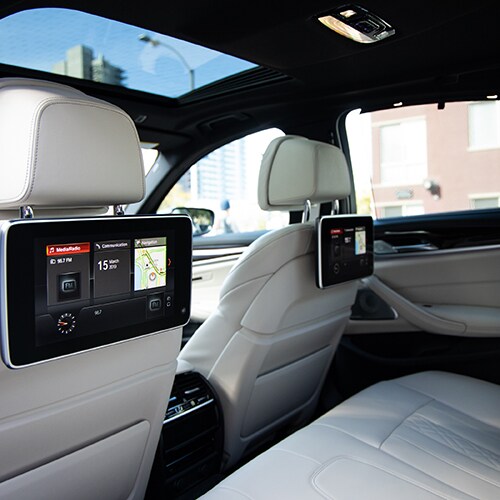 BMW 530e interior