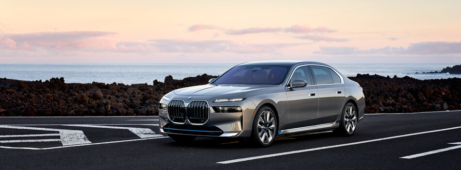 BMW i7