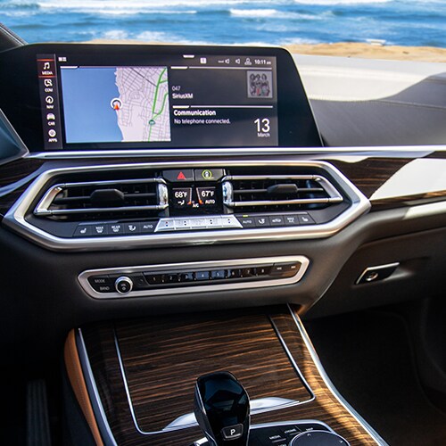 BMW X5 center console
