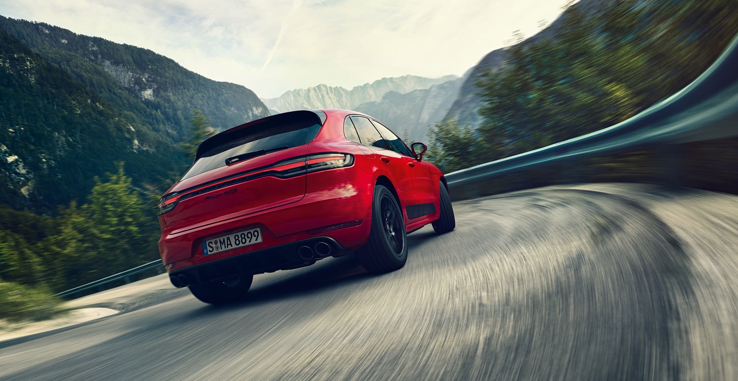 Porsche Macan GTS Porsche Macan GTS driving up a mountain