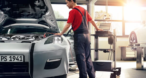 Porsche Battery Service