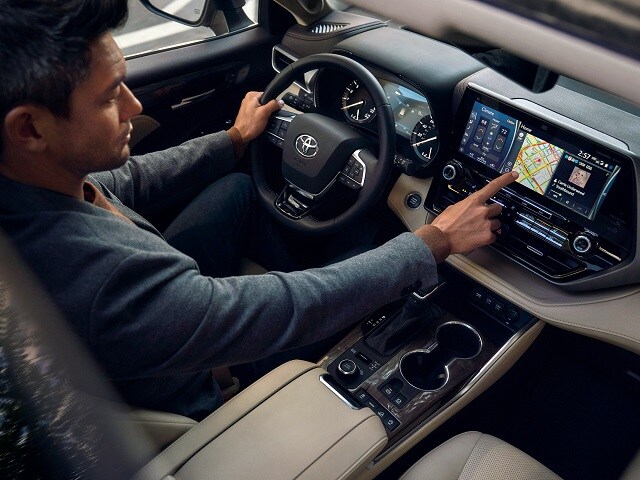 Toyota Highlander interior