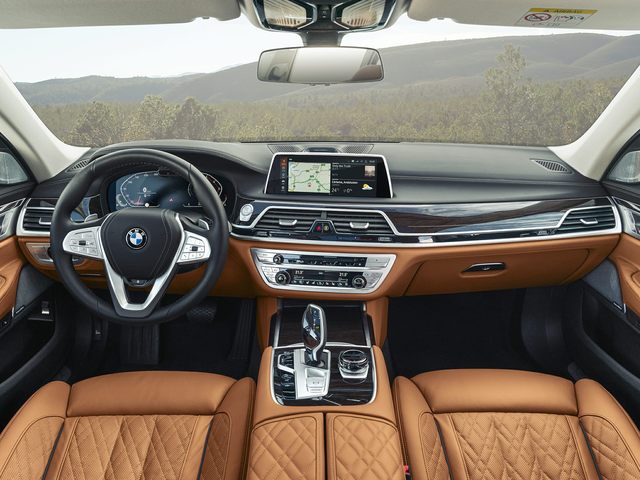 BMW 7 Series PHEV interior