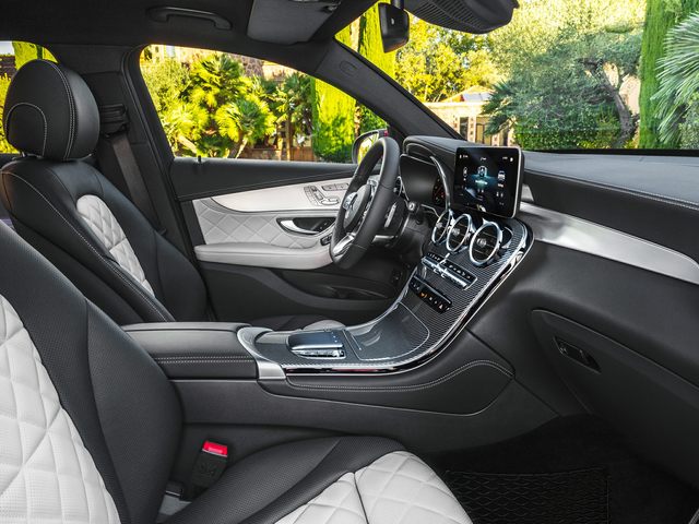 Mercedes-Benz GLC interior