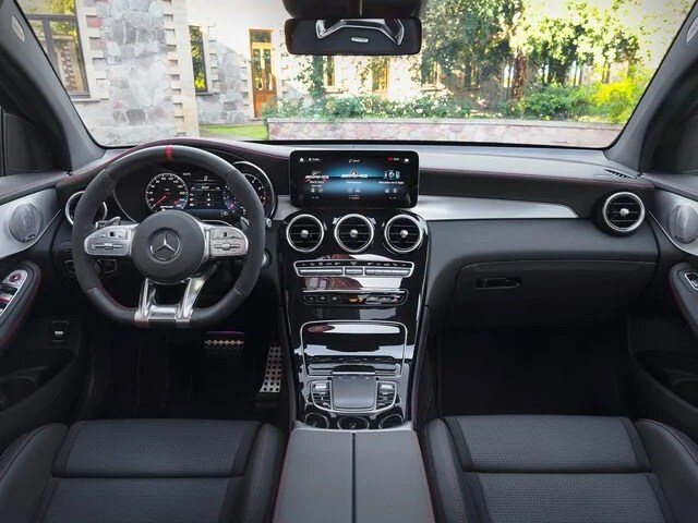 Mercedes-Benz AMG GLC interior