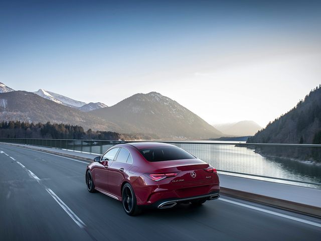 Mercedes-Benz CLA