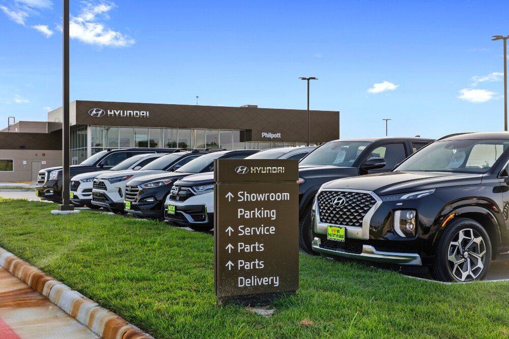 Philpot Hyundai Dealership lot