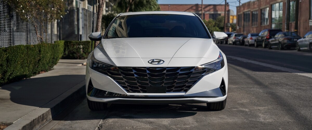 Hyundai Elantra Hybrid Hyundai Elantra Hybrid front end