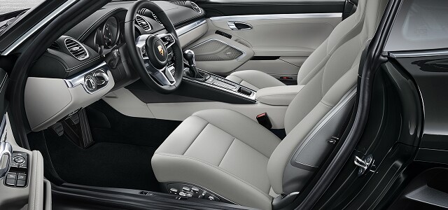 Porsche Cayman Coupe
Interior