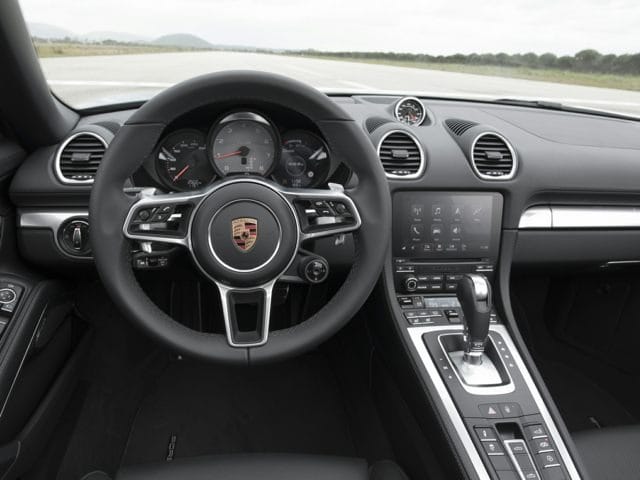 Porsche 718 Boxster interior