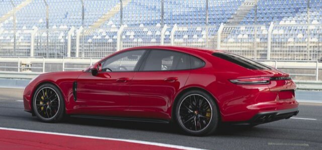 Porsche
Panamera