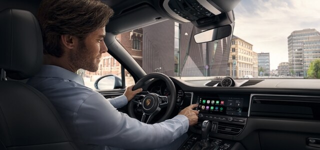 Porsche Macan interior
cabin