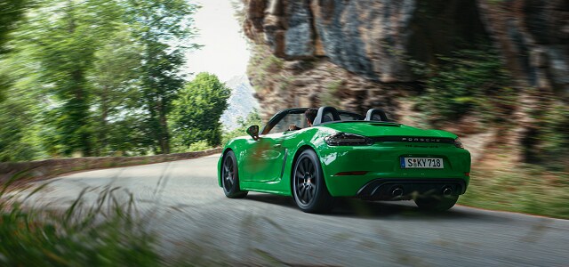 Porsche Boxster GTS4