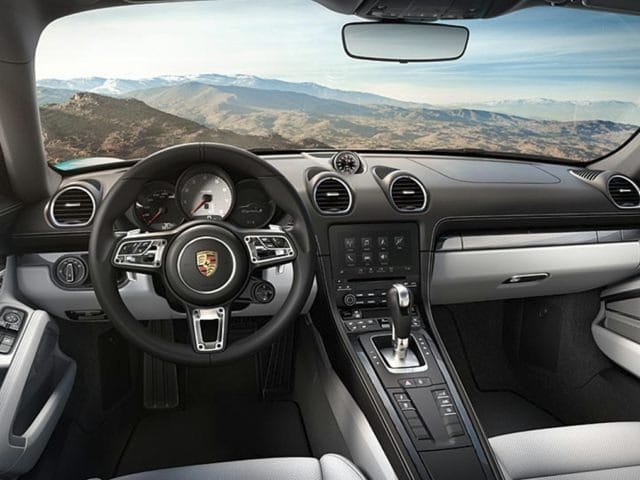 Porsche 718 Cayman interior