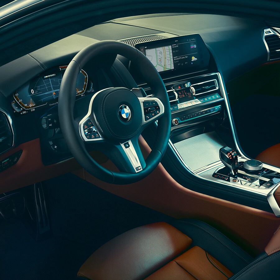 BMW 8 Series console