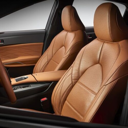 Toyota Avalon Hybrid interior