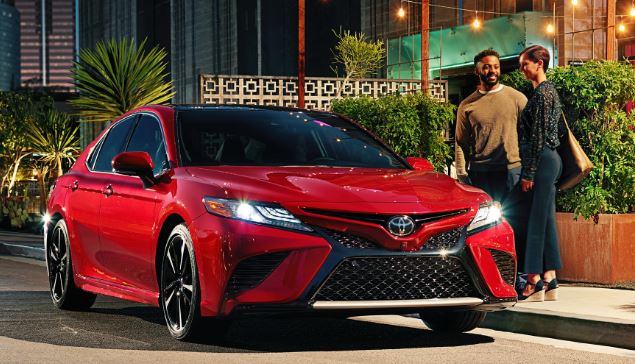 2020 Toyota Camry Hybrid exterior