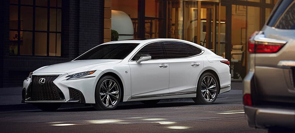Lexus LS