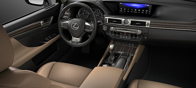 Lexus GS interior