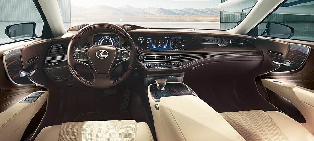 Lexus LS interior