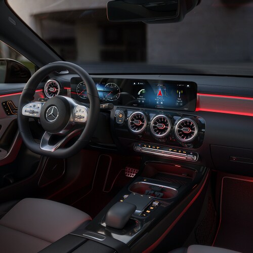 Mercedes-Benz CLA
250 Driver Interior