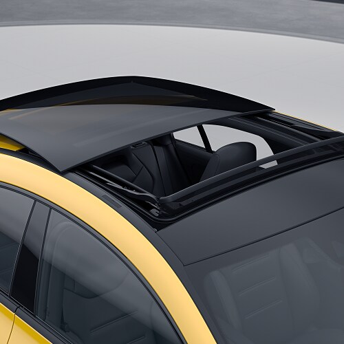 Mercedes-Benz CLA
250 Moonroof
