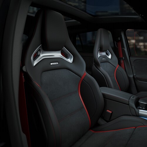 Mercedes-Benz AMG
GLA Driver Interior