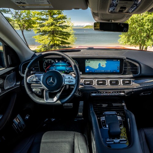 Mercedes-Benz GLS interior
