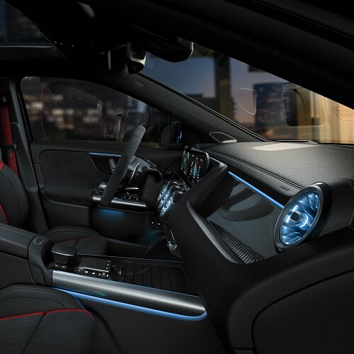 Mercedes-Benz AMG
GLA