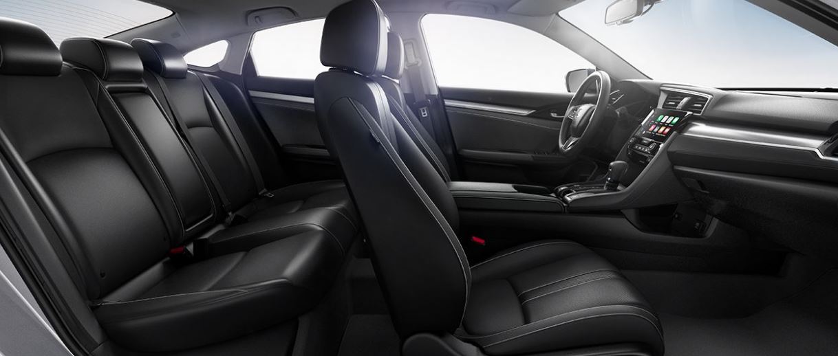 Interior of the 2018 Honda Civic.JPG