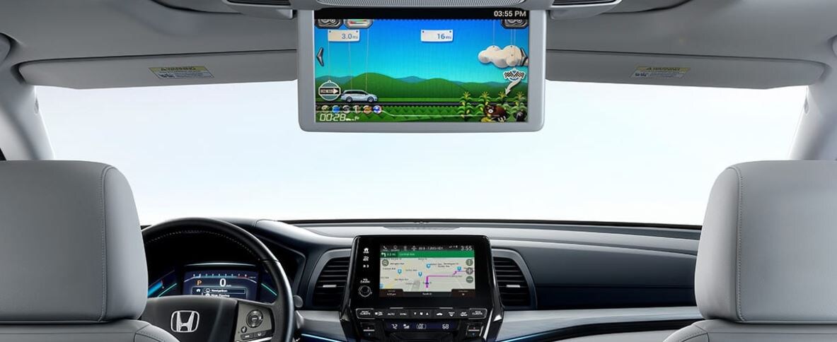 Entertaining the Family in the Honda Odyssey.JPG