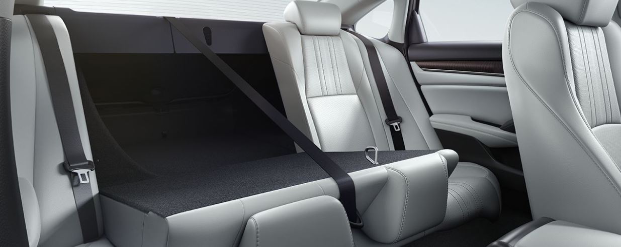 Cargo Space in the Honda Accord.JPG
