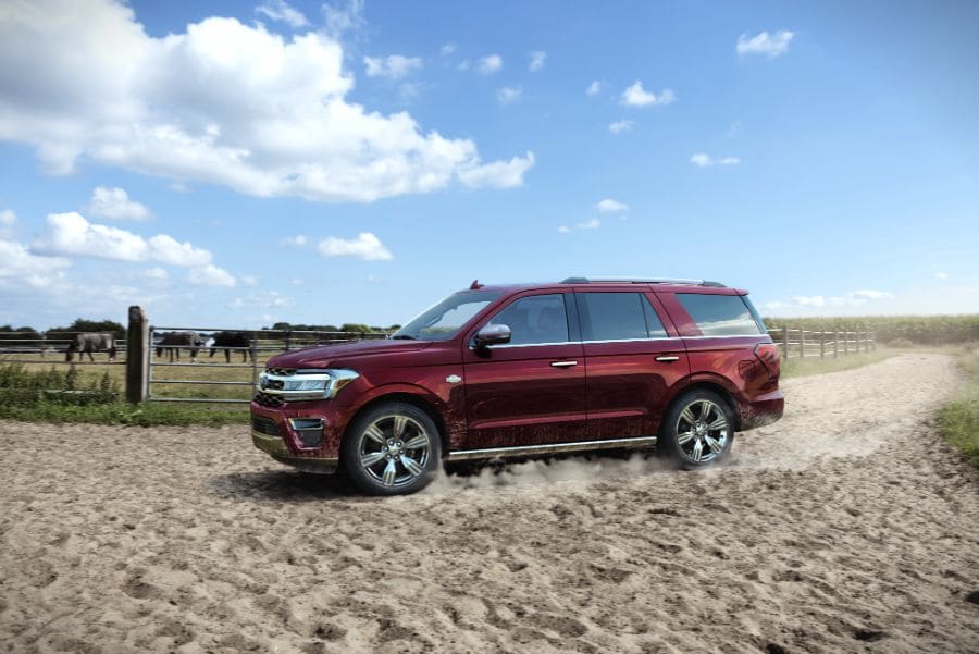 2023-Ford-Expedition-KingRanch-SUV-L02%20(1).jpg