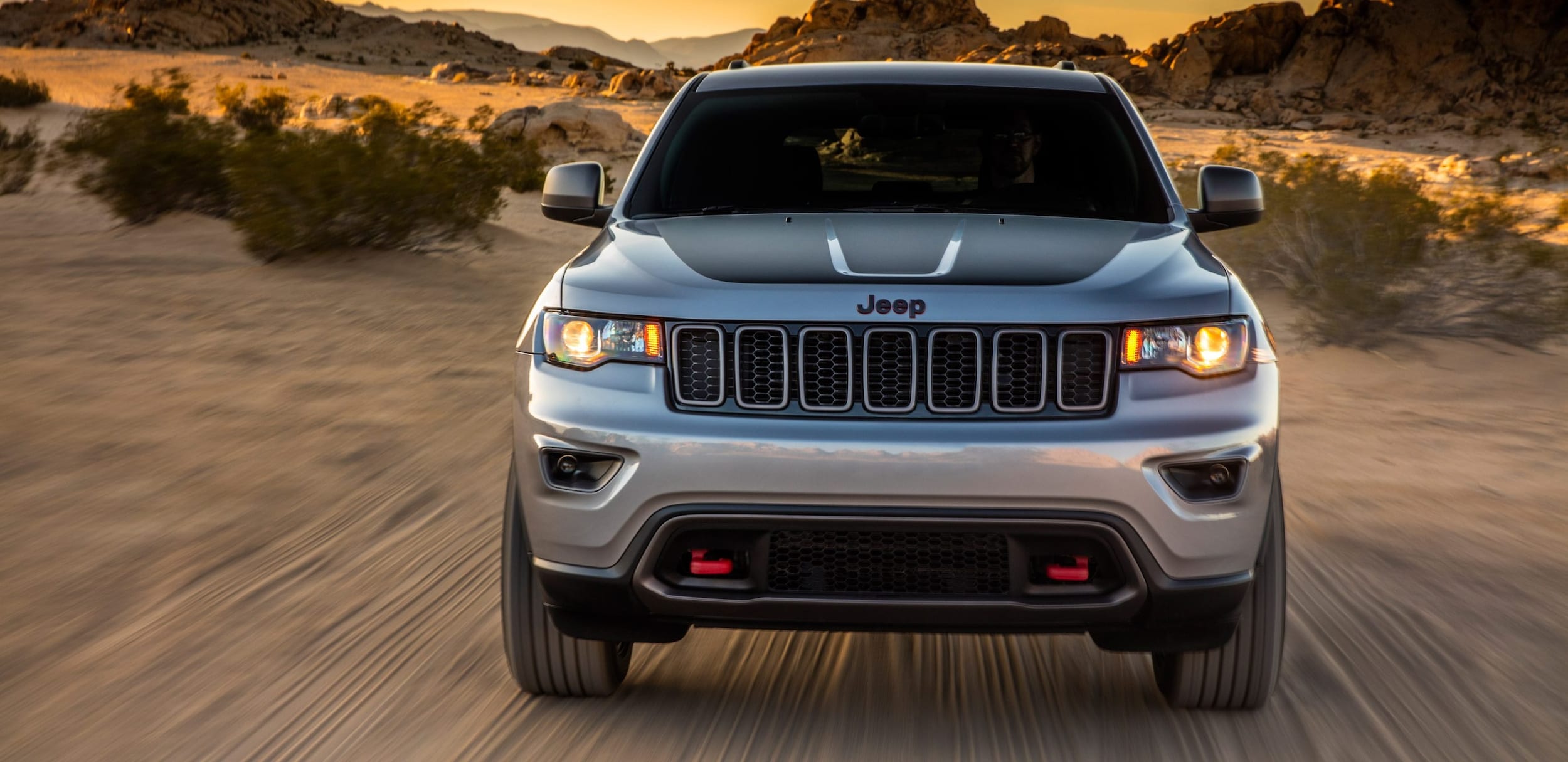 2018-Jeep-Grand-Cherokee-07.jpg