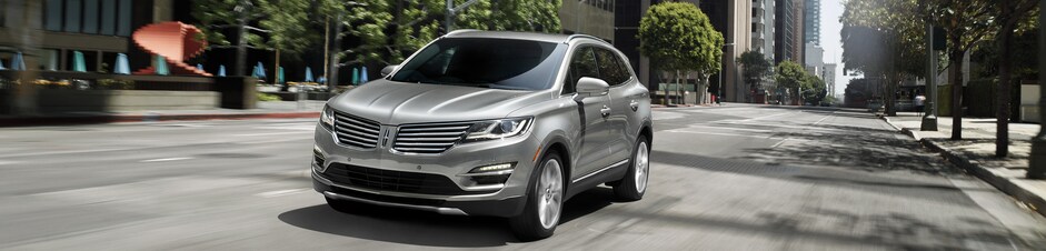 2018 Lincoln MKC Select SUV city promo banner.png