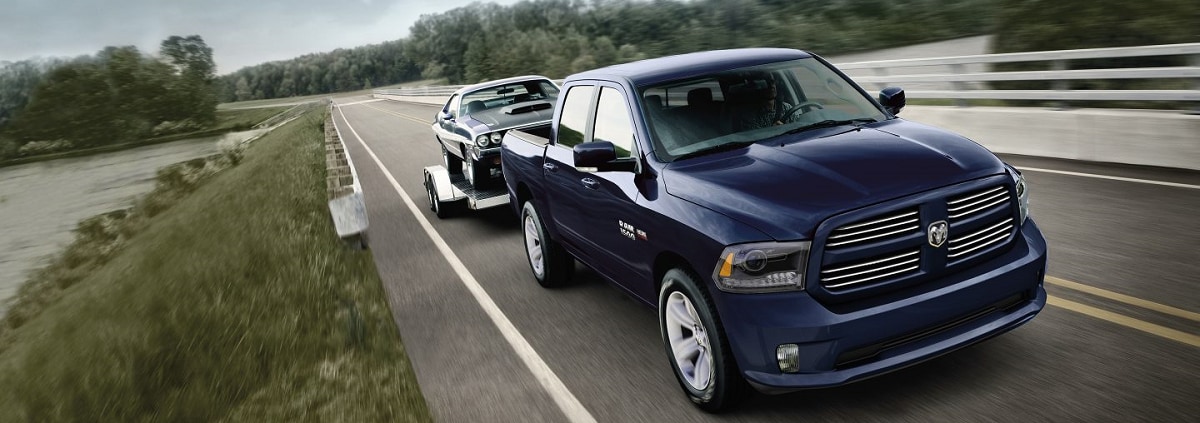 2017_Ram_1500_TowingMuscleCar.jpg.image.1440.png