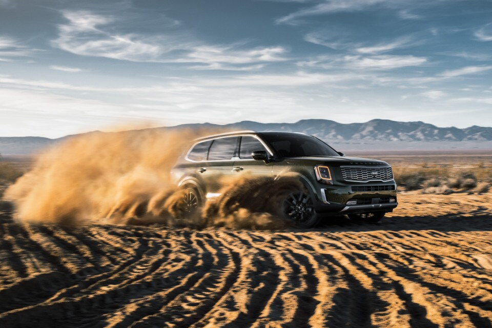 Kia_Telluride_Front_Angle