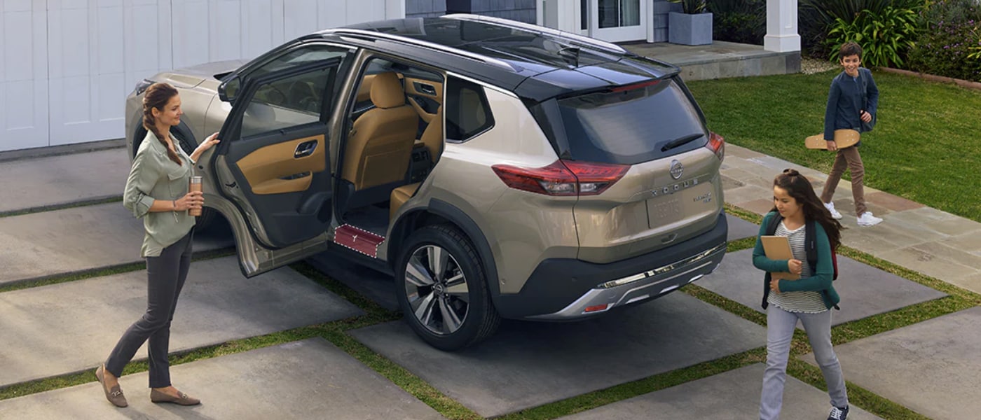 2023 NISSAN ROGUE Crew Cabin.png 2023 NISSAN ROGUE Crew Cabin