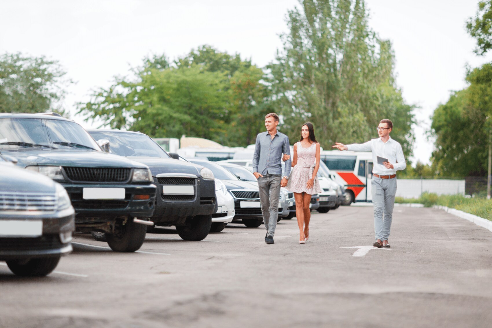 Used Car Dealer near Brookside Village TX