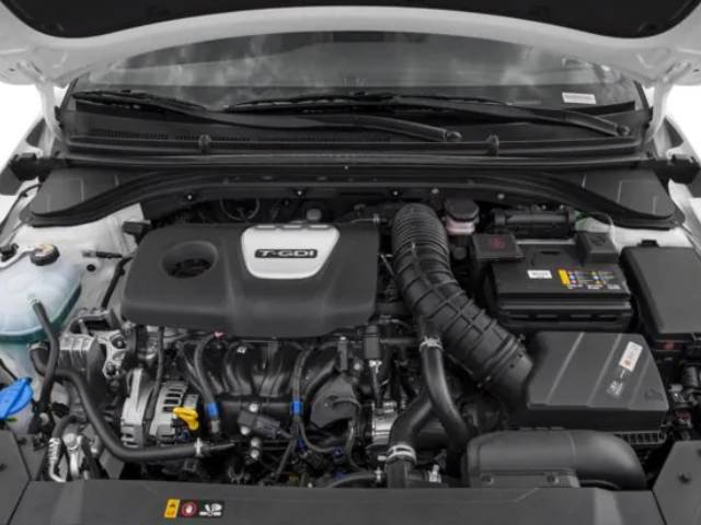 Hyundai Elantra Engine.jpg